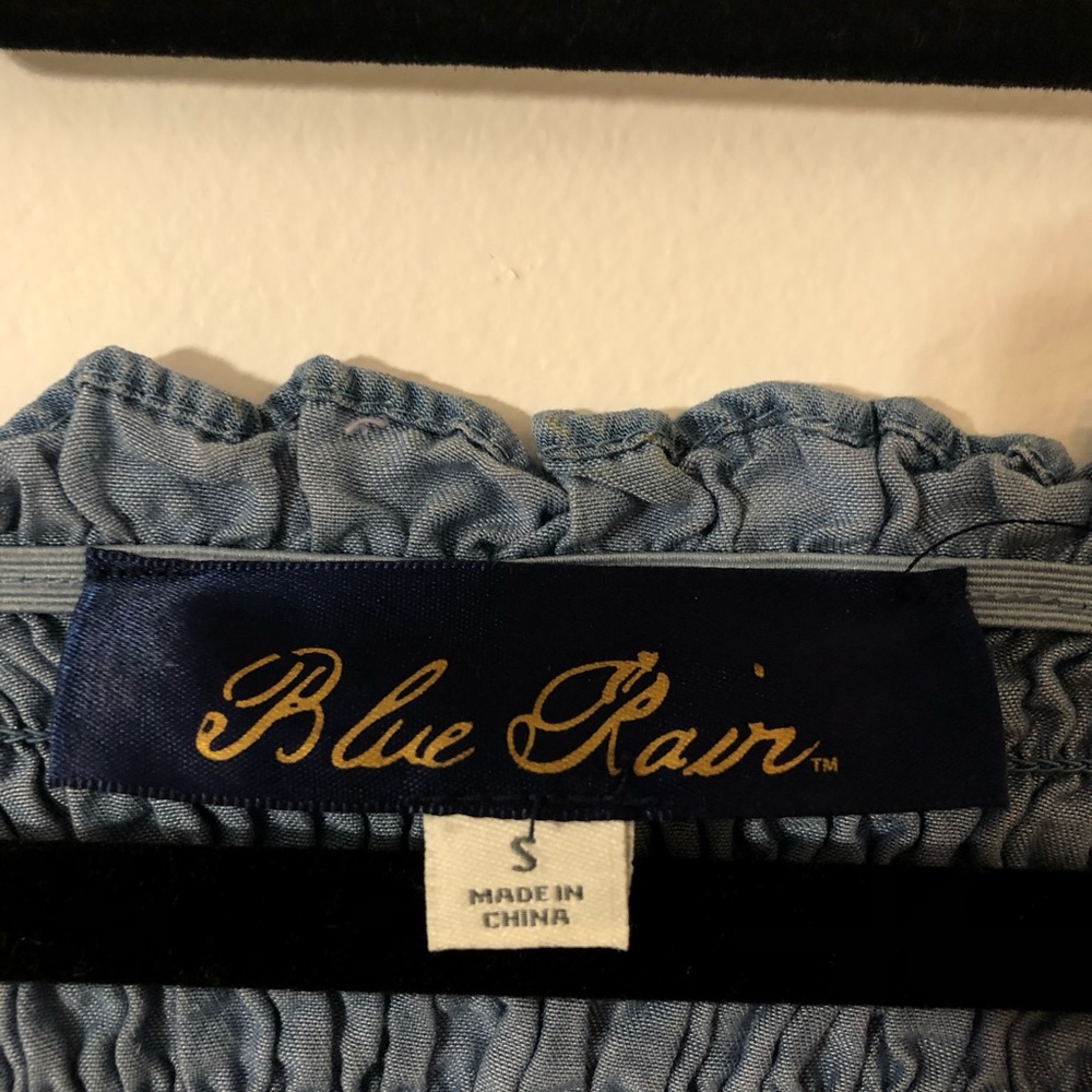 francesca’s blue ruched blouse - Picture 3 of 3